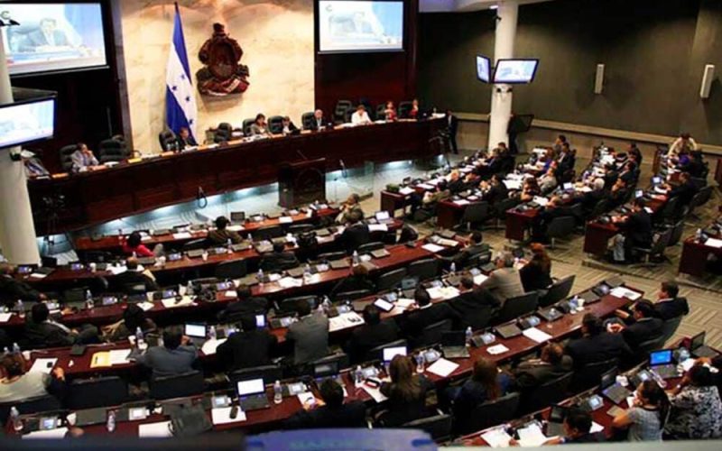 Honduran Congress prepares Permanent Commission amid alert over LIBRE’s political control